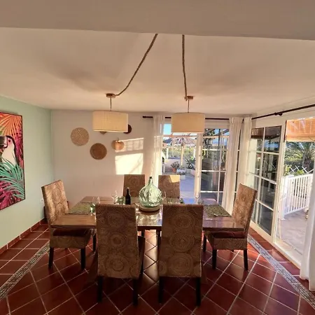 Сasa de vacaciones Casa Vistalegre, Vista Al Mar En El Campo De Golf Caleta de Fuste